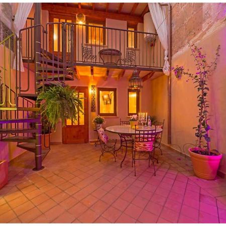 Boutique Hostal "Born53" Im Stadtkern Von Llucmajor, Mallorca Aparthotel Llucmajor  Bagian luar foto